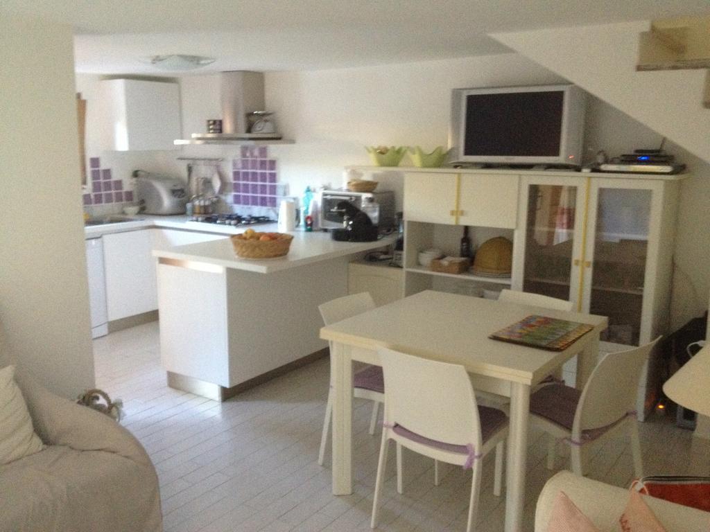 Luxury Apartment Sardegna Portisco Ruang foto